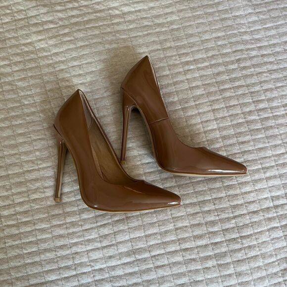 Simmi London Tan Patent Faux Leather Heels - Picture 4 of 5